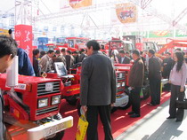2008买些啥？大中拖？还是……